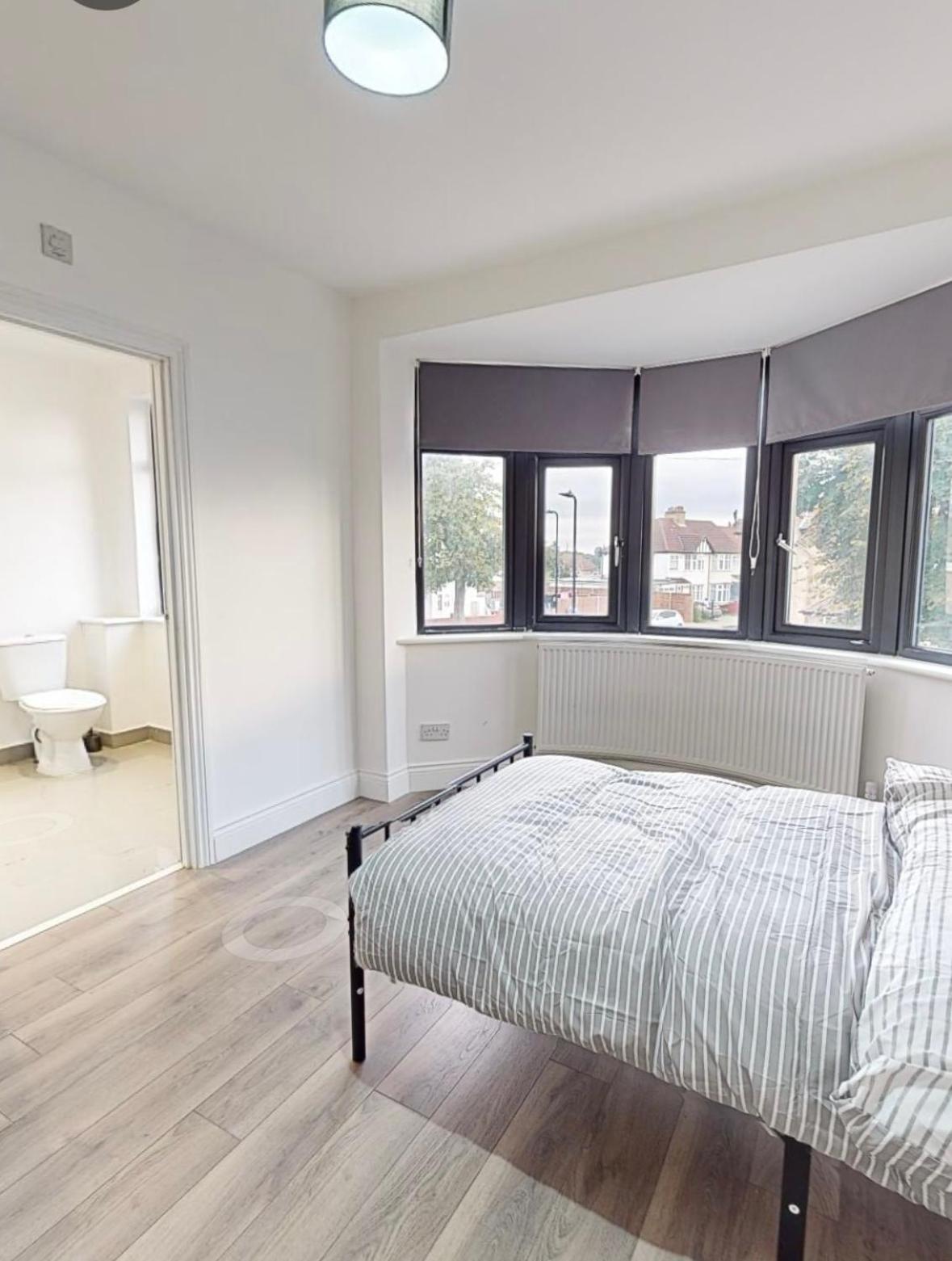 Sudbury Heights Guest House Harrow on the Hill Екстер'єр фото