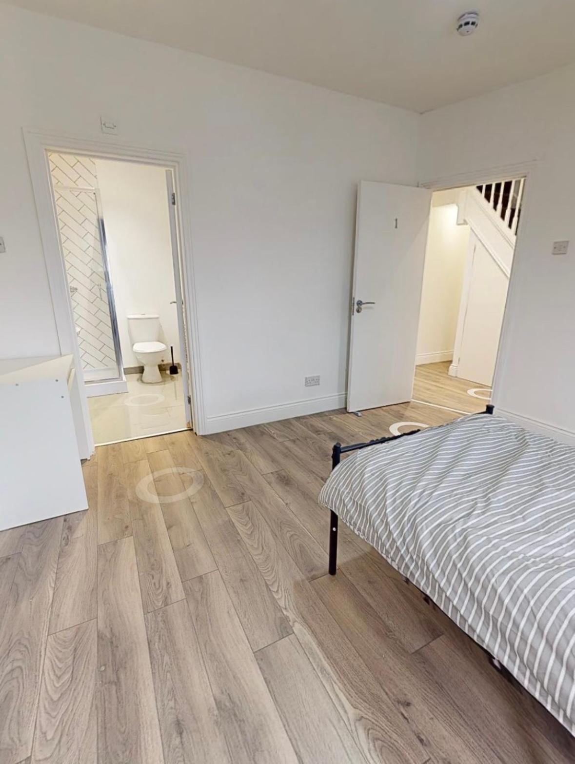 Sudbury Heights Guest House Harrow on the Hill Екстер'єр фото